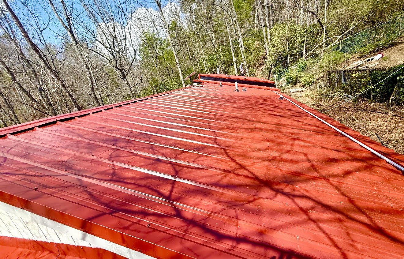 Metal Roof Replacement After Storm Damage in Spruce Pine, NC.