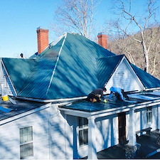 Shining-New-Metal-Roof-Replacement-in-Elizabethton-Tennessee 4