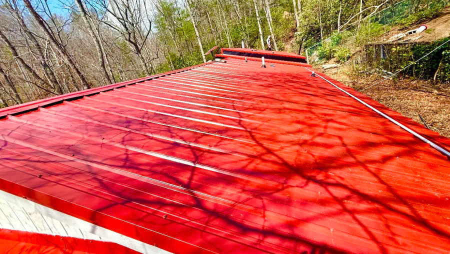 service metal roofing work