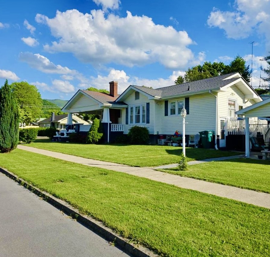 An Amazing Roof Replacement in Erwin, Tennessee