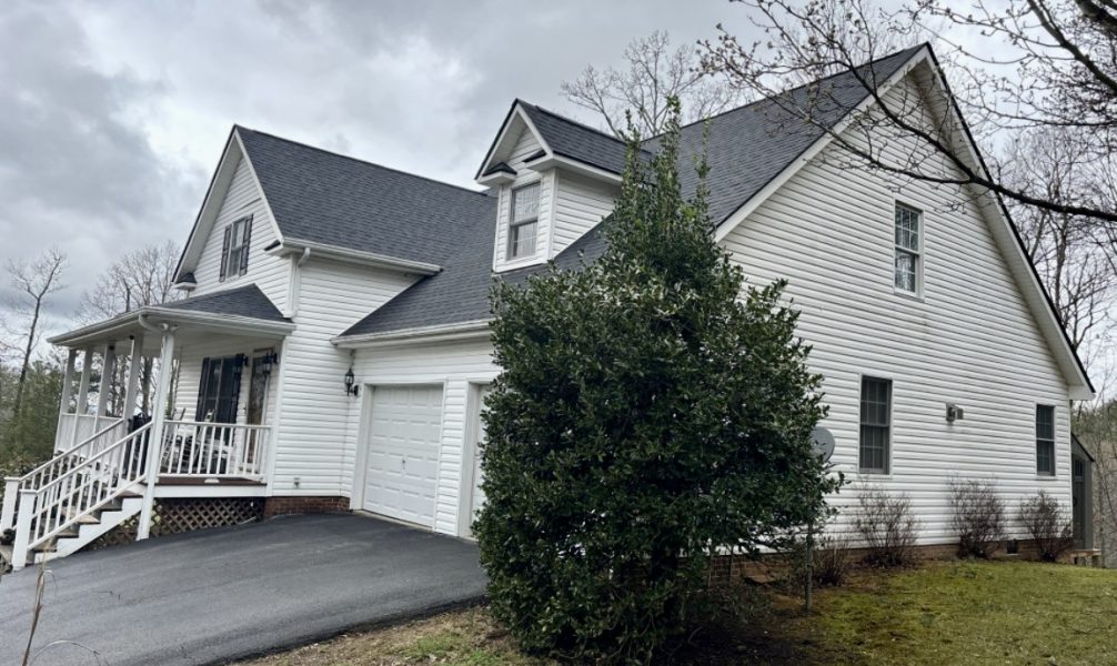 Total Roof Replacement in Unicoi, Tennessee, Covered by Insurance